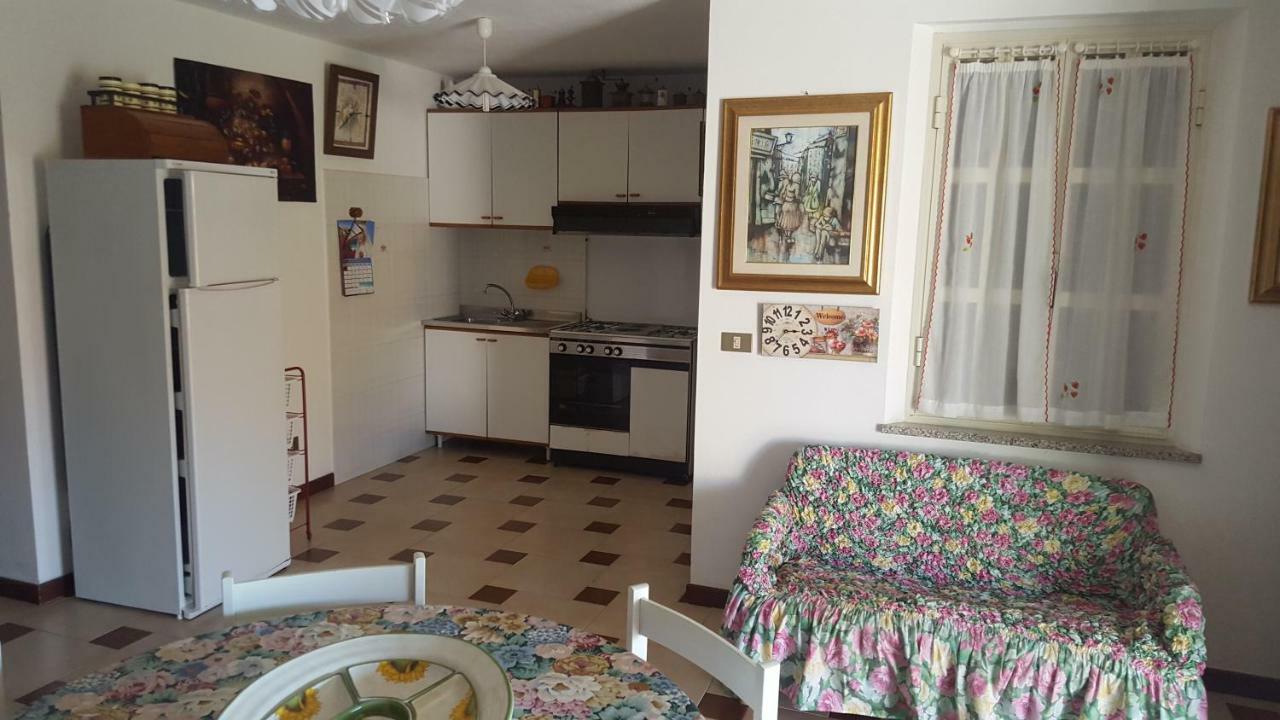 Appartamento Bouganville Magomadas Exterior foto